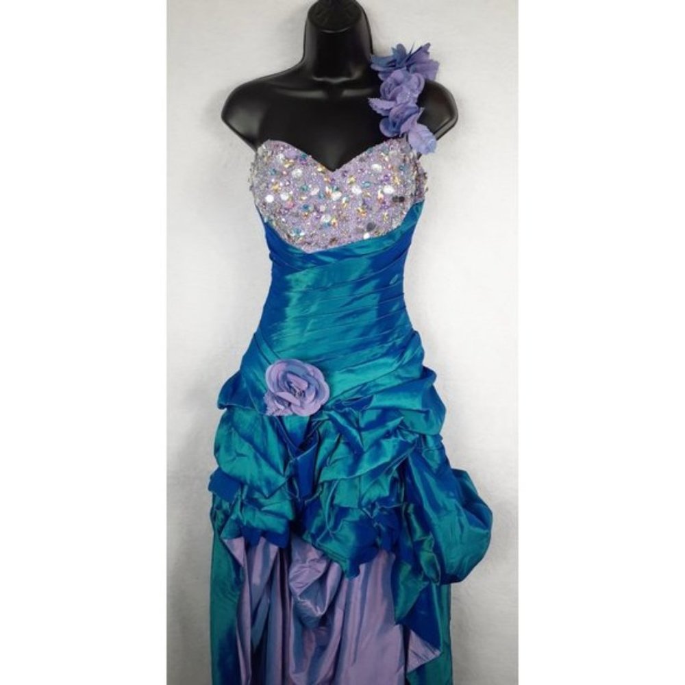 Tony Bowls Size 4 Organza Dress